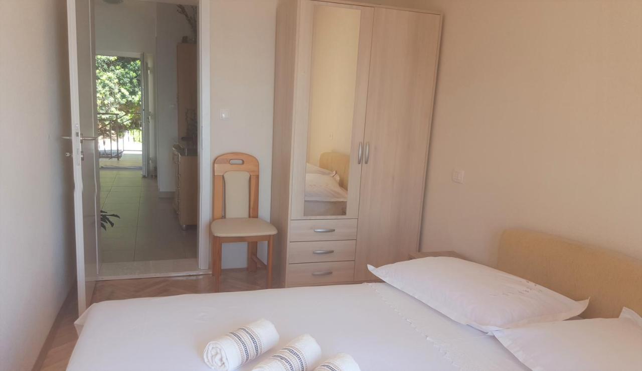 Adriatic Beach Suites Omis Exterior photo