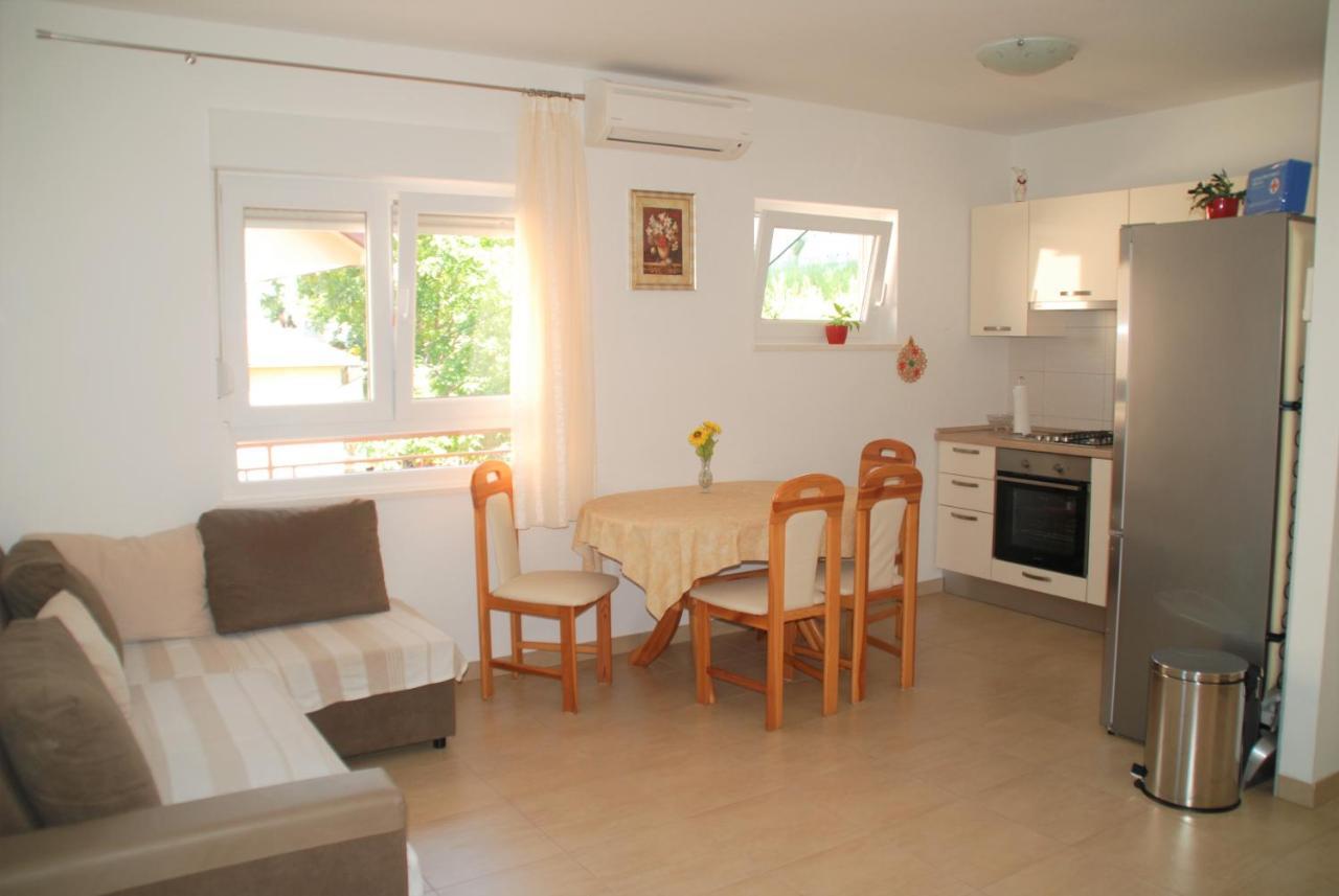 Adriatic Beach Suites Omis Exterior photo
