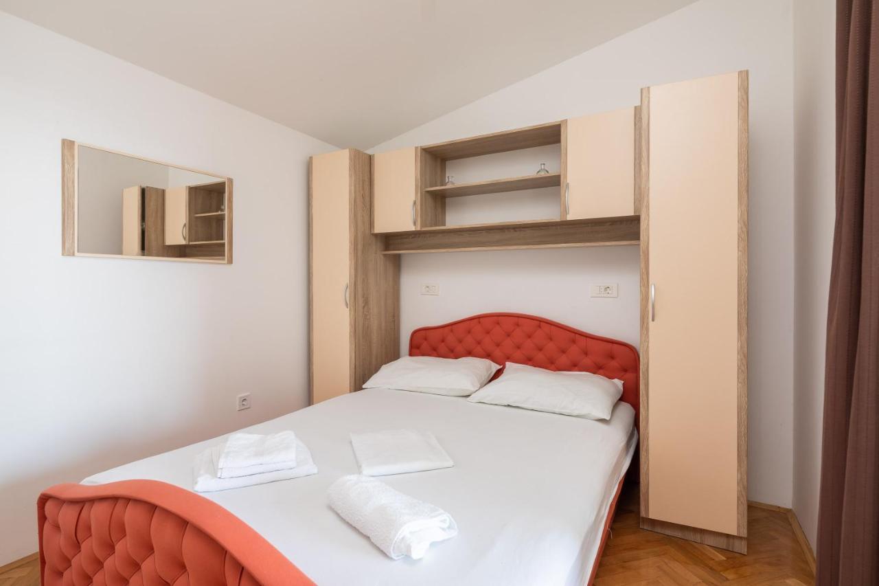 Adriatic Beach Suites Omis Exterior photo