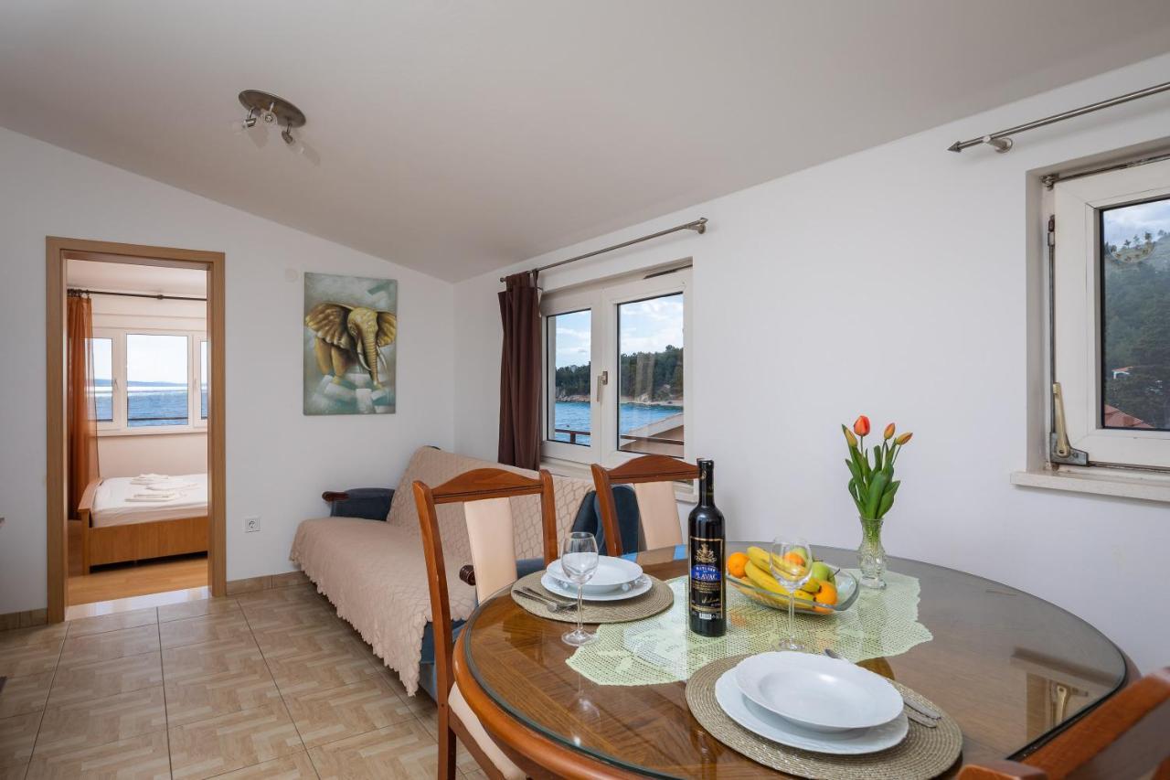 Adriatic Beach Suites Omis Exterior photo